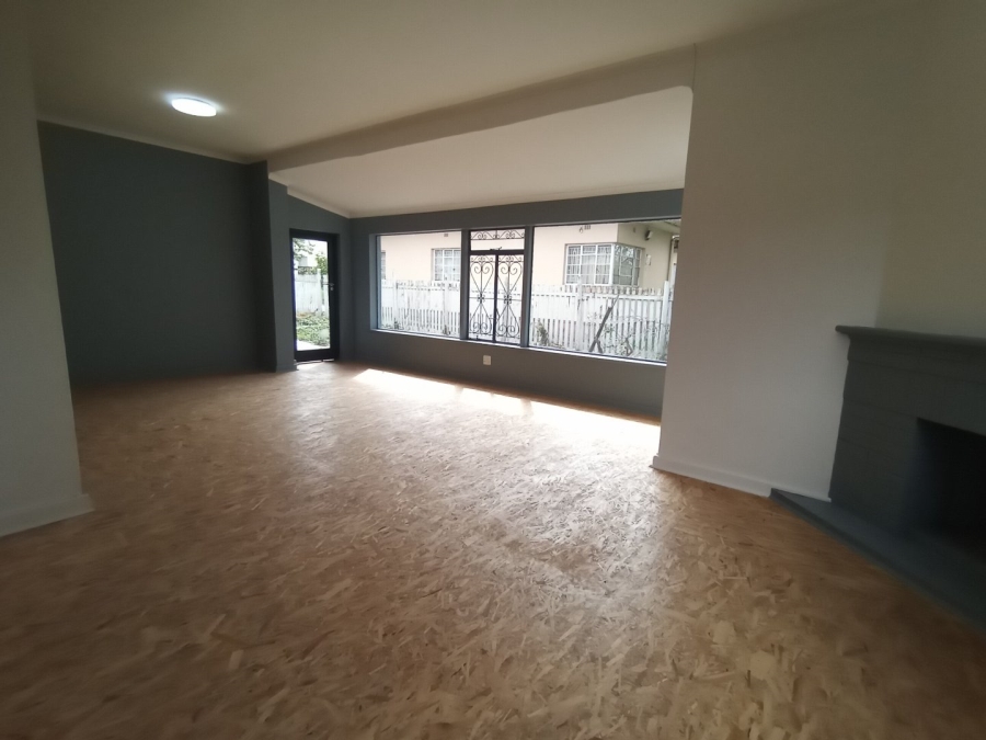 To Let commercial Property for Rent in George Central Western Cape